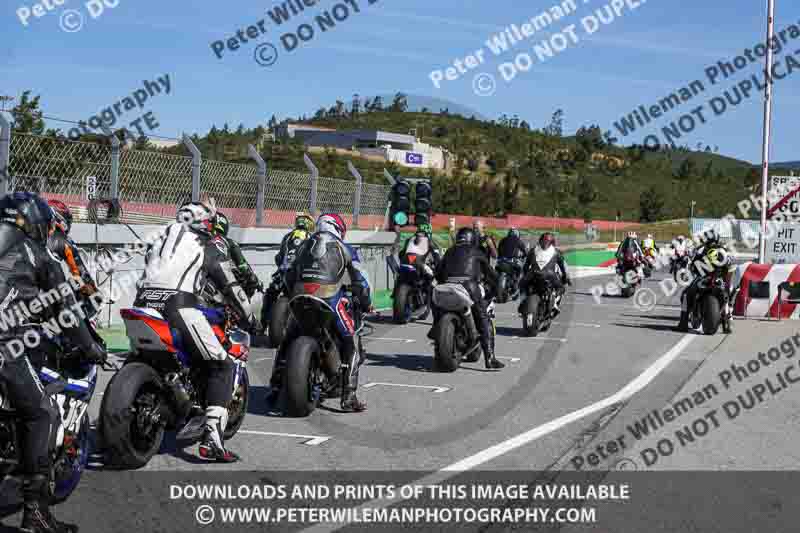 motorbikes;no limits;peter wileman photography;portimao;portugal;trackday digital images